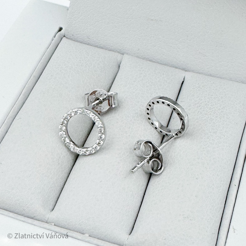 Bílé zlato náušnice kolečka s diamanty na puzetu